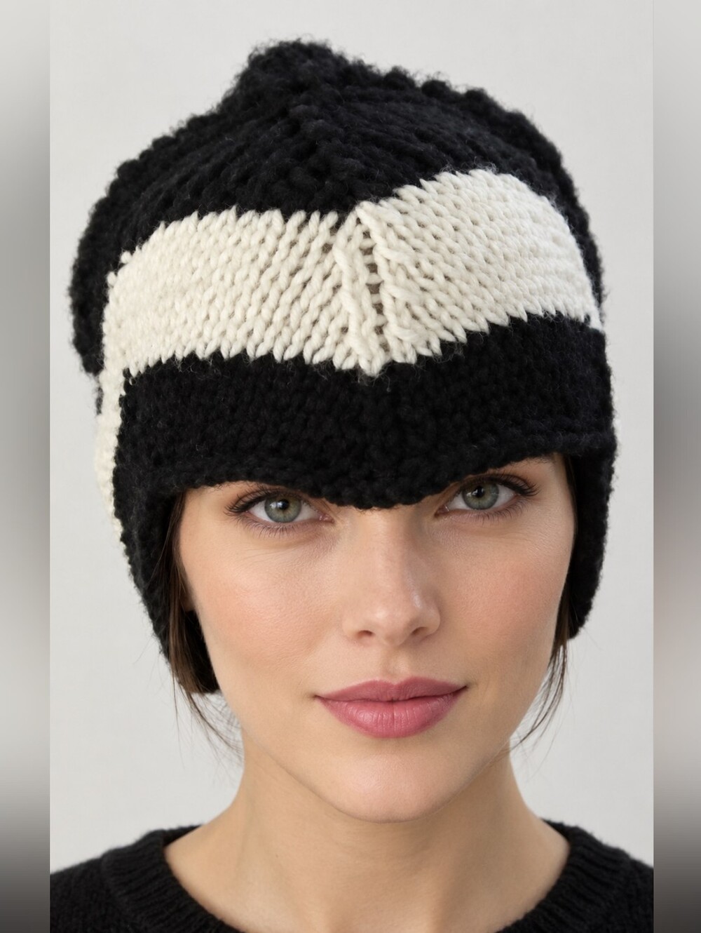 NWT Haute Couture Cashmere Blend Hand Knitted Chevron Assymetrical Slouch Beanie